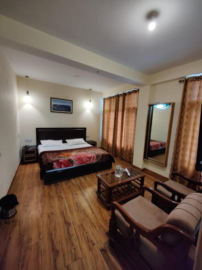 Hotel Mount Pleasant, Manali ภายนอก รูปภาพ